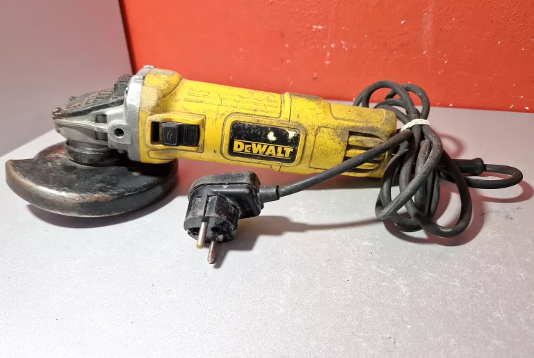 SZLIFIERKA KĄTOWA DEWALT DWE 4151