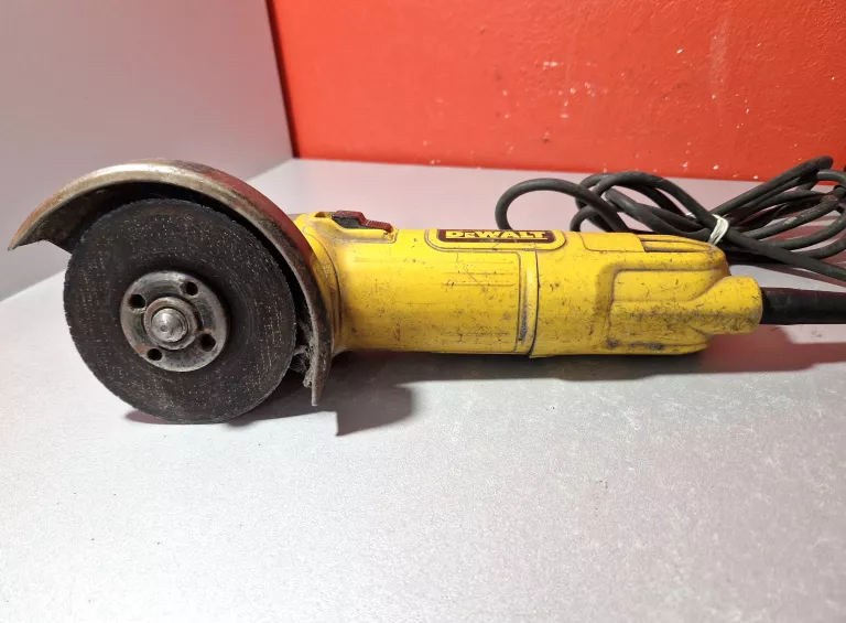 SZLIFIERKA KĄTOWA DEWALT DWE 4151