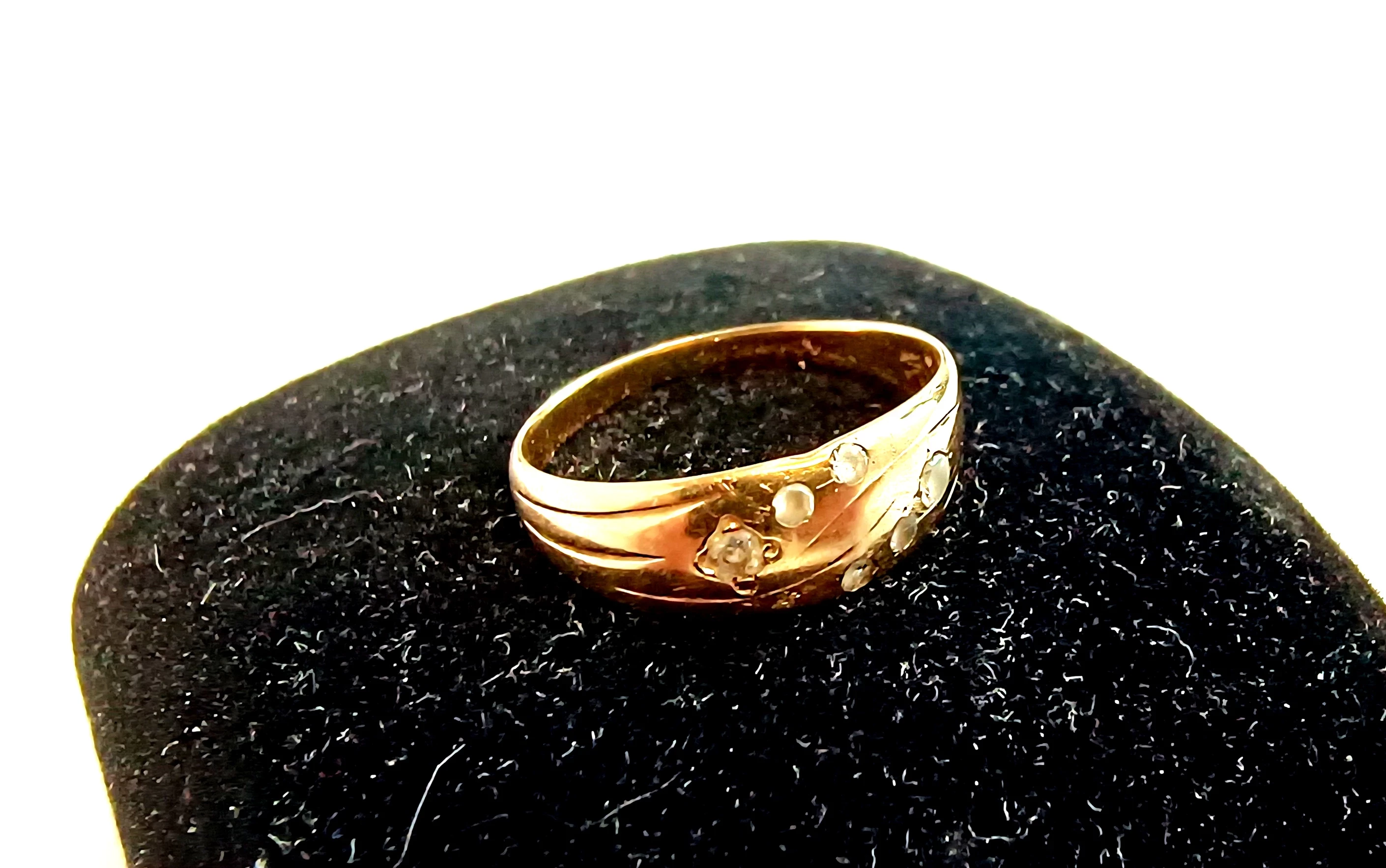 zloty-pierscionek-z-cyrkoniami-585-189-r9-marka-226434-1704211