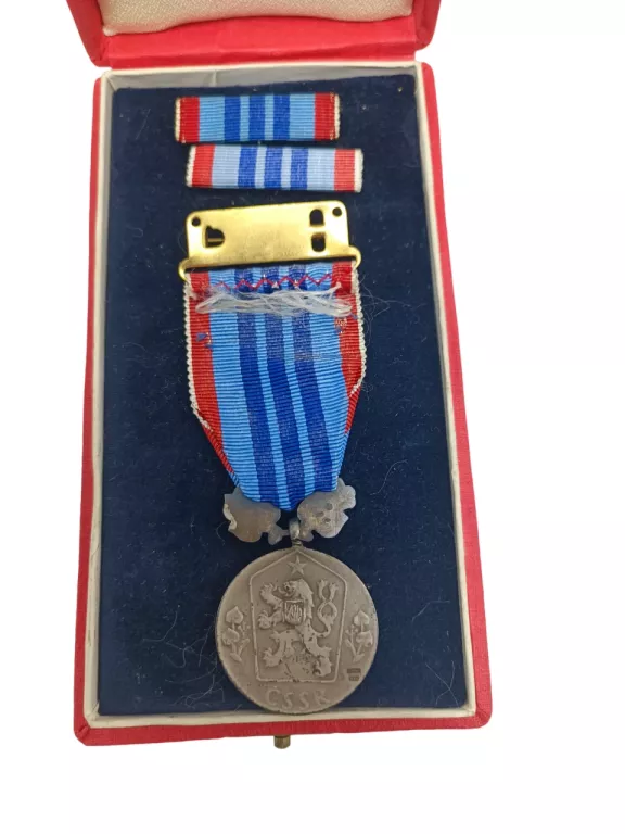 SREBRNY ORDER ZA ZASŁUGI CZESKI PUD