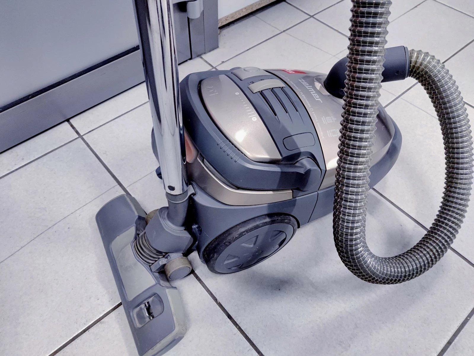 odkurzacz-zelmer-jupiter-zvc425ht-1000w-stan-11323-2