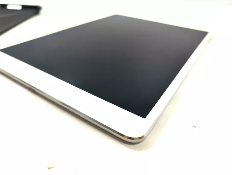TABLET APPLE IPAD PRO 10.5 2017 A1701 64GB WYPALONY PIKSEL