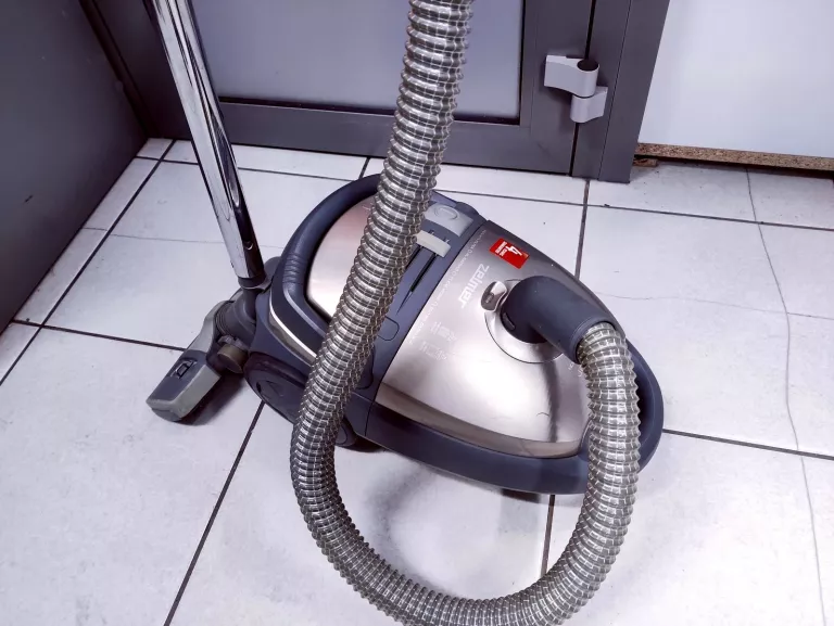 ODKURZACZ ZELMER JUPITER ZVC425HT 1000W