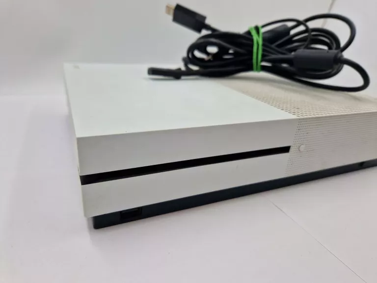 KONSOLA XBOX ONE S 1TB SOLO