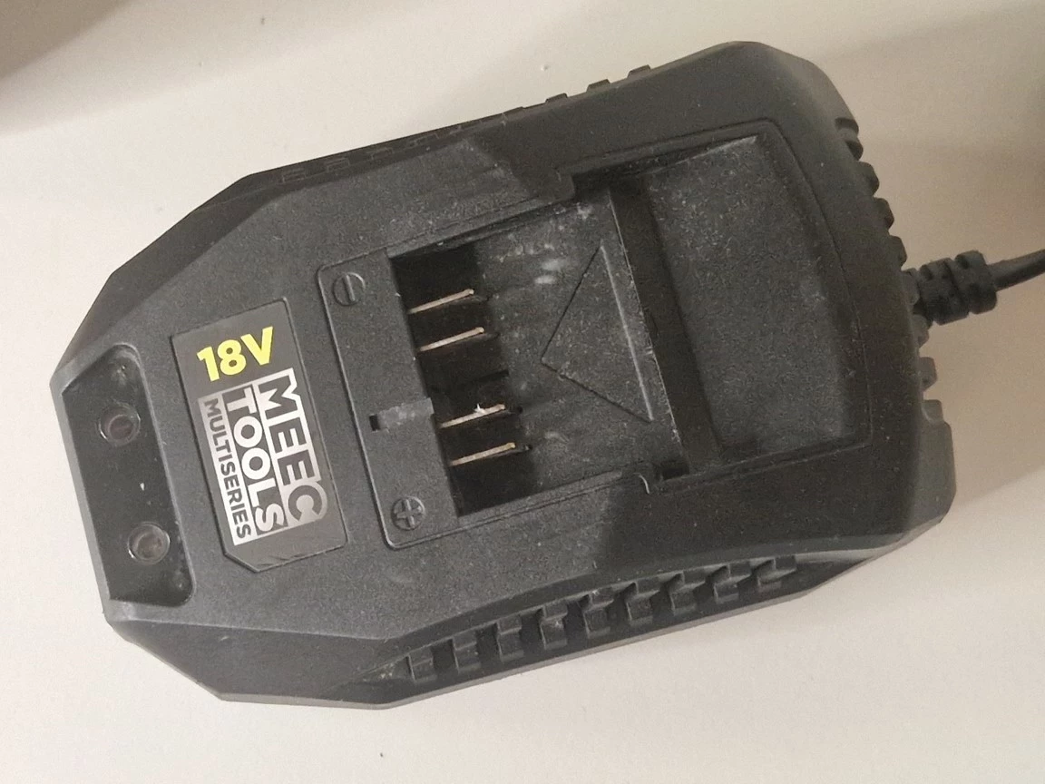 szlifierka-katowa-multiseries-18v-115mm-meec-tools-sliczna-54-sj-wroclaw