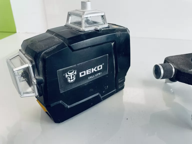 LASER KRZYŻOWY DEKO DKLL12PB2 30 M WALIZKA
