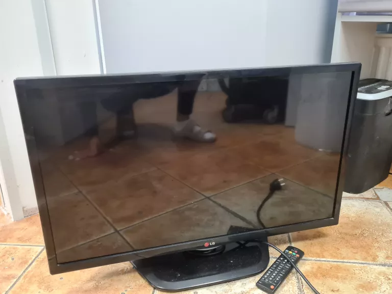 TELEWIZOR TV LG 32LN5400 Z PILOTEM OPIS!