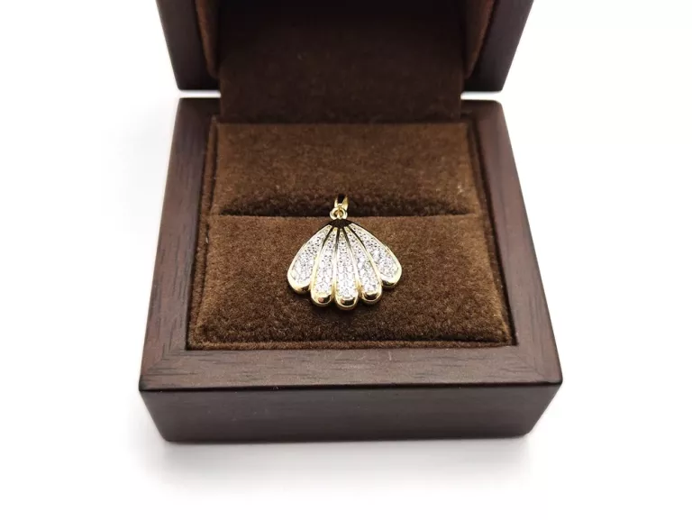 PIĘKNA ZŁOTA  ZAWIESZKA MUSZELKA 2,04 G / 585