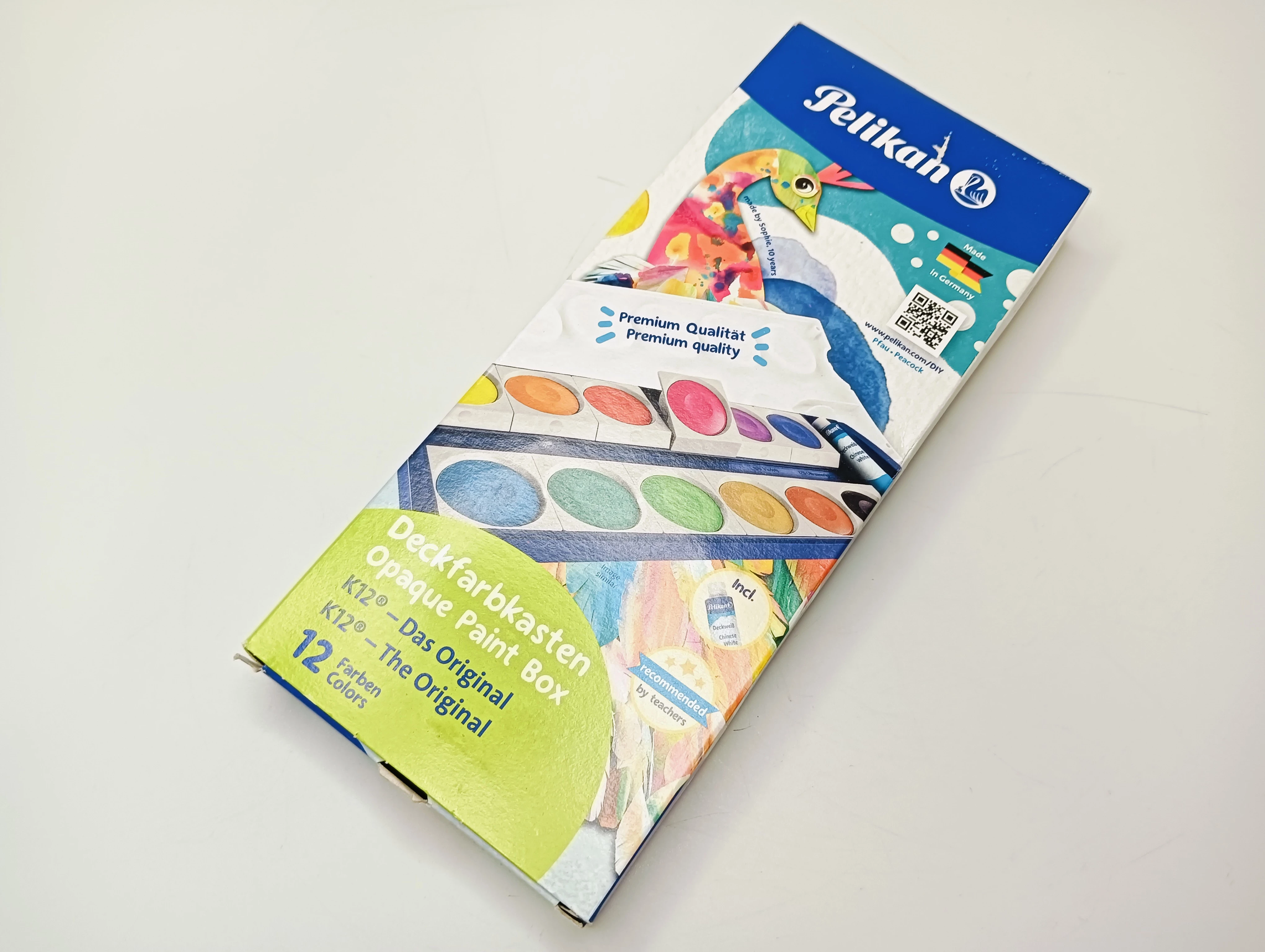 pudelko-z-farbami-pelikan-premium-k12-12-szt-kosciuszki-43-myszkow