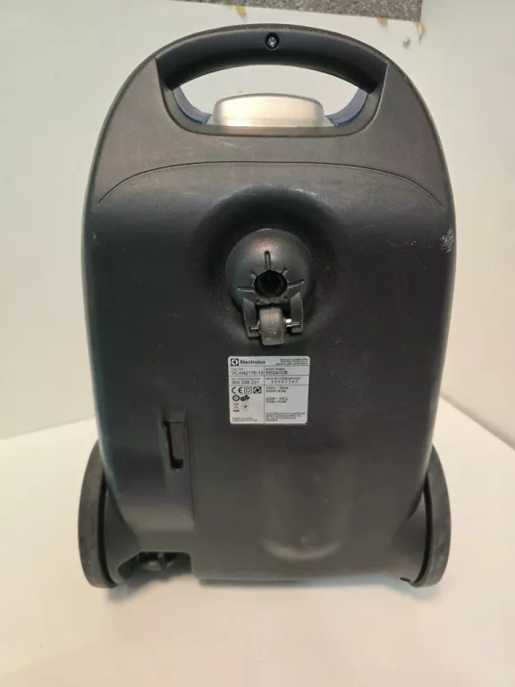 ODKURZACZ WORKOWY ELECTROLUX EASYGO + RURA