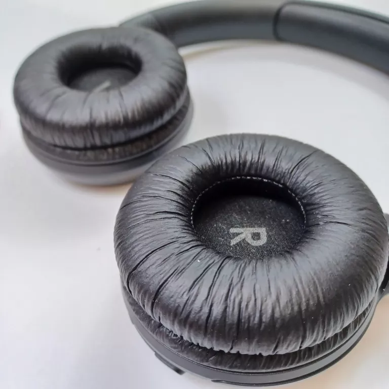 SŁUCHAWKI BEZPRZEWODOWE JBL TUNE 570BT +KABEL