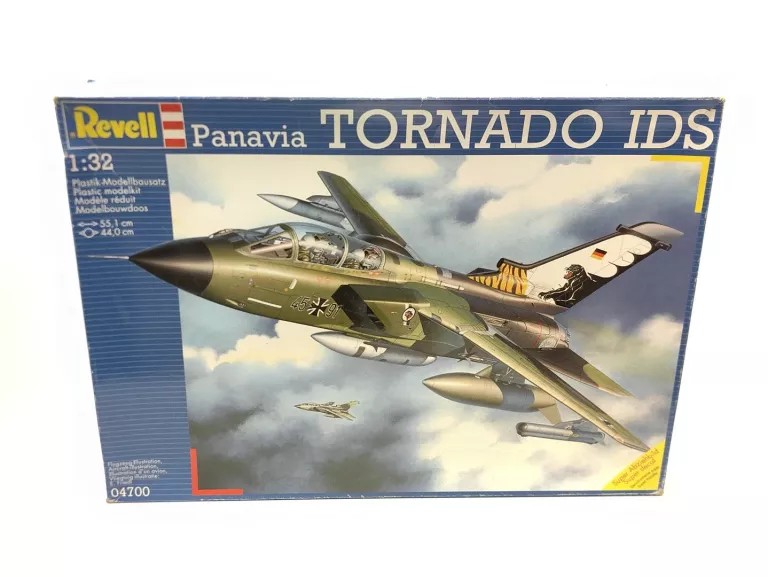 MODEL REVELL 04700 PANAVIA TORNADO IDS 1:32