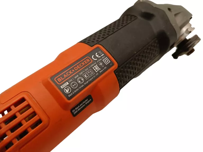 SZLIFIERKA KĄTOWA BLACK DECKER BEG220 900W