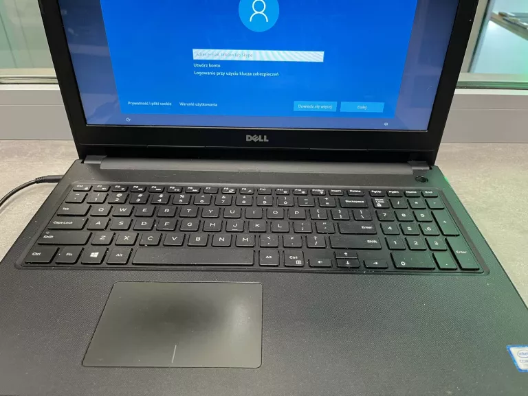 LAPTOP DELL INSPIRON 15