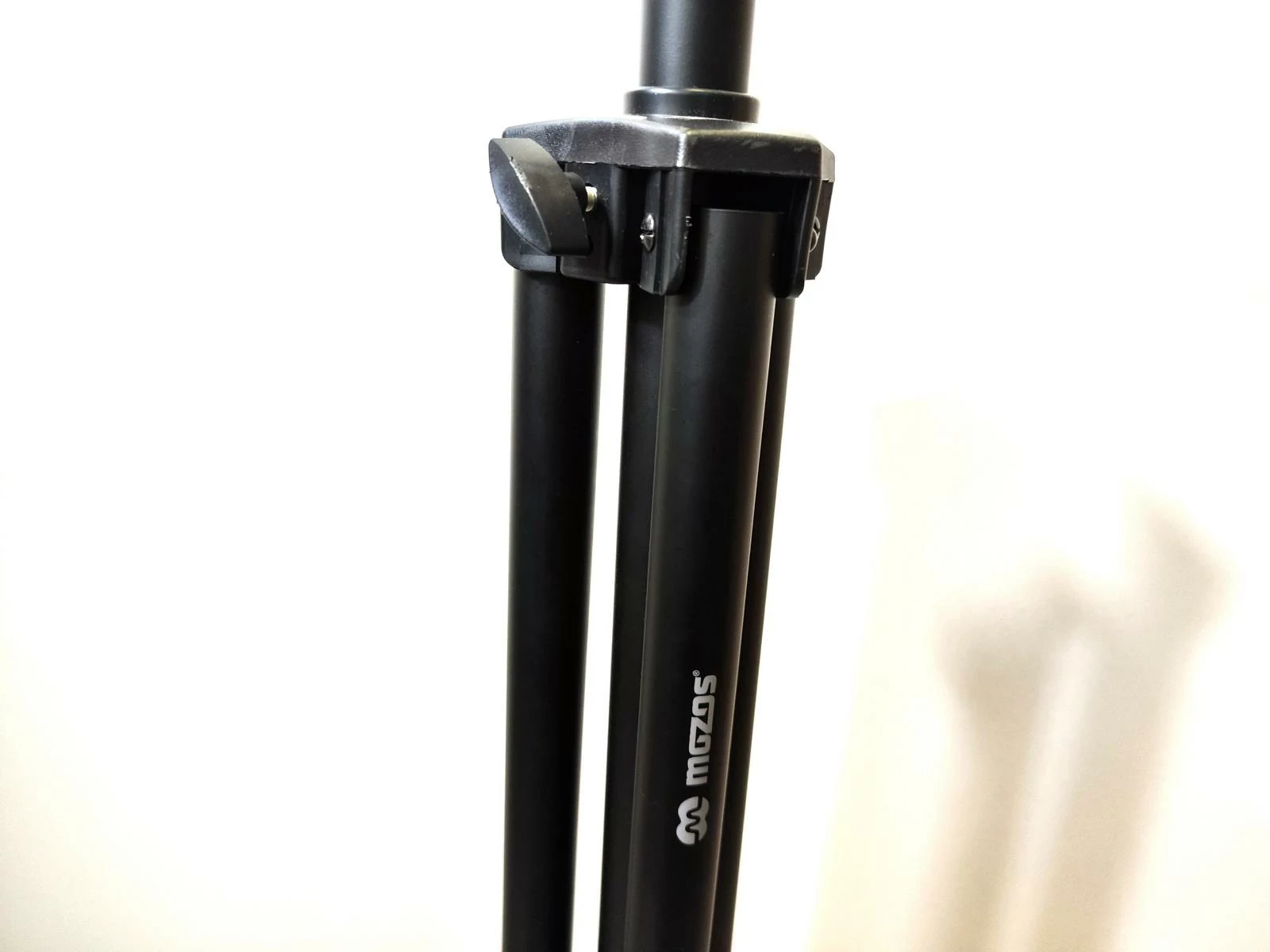 mikrofon-rode-nt1-kabel-statyw-rode-kod-producenta-rode