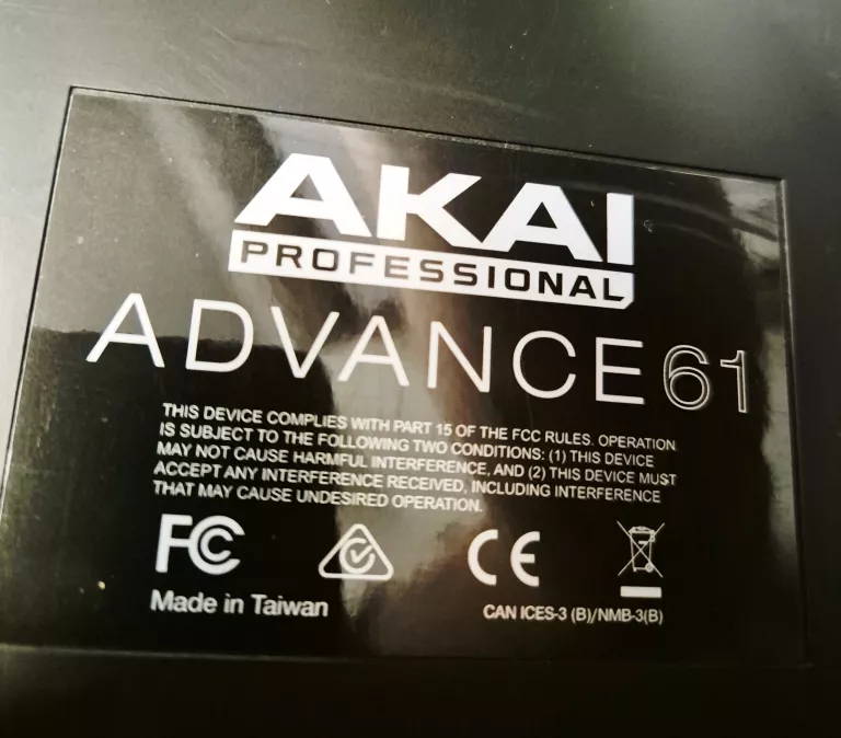 AKAI PROFESSIONAL ADVANCE 61 | 61-KLAWIATURA STERUJĄCA