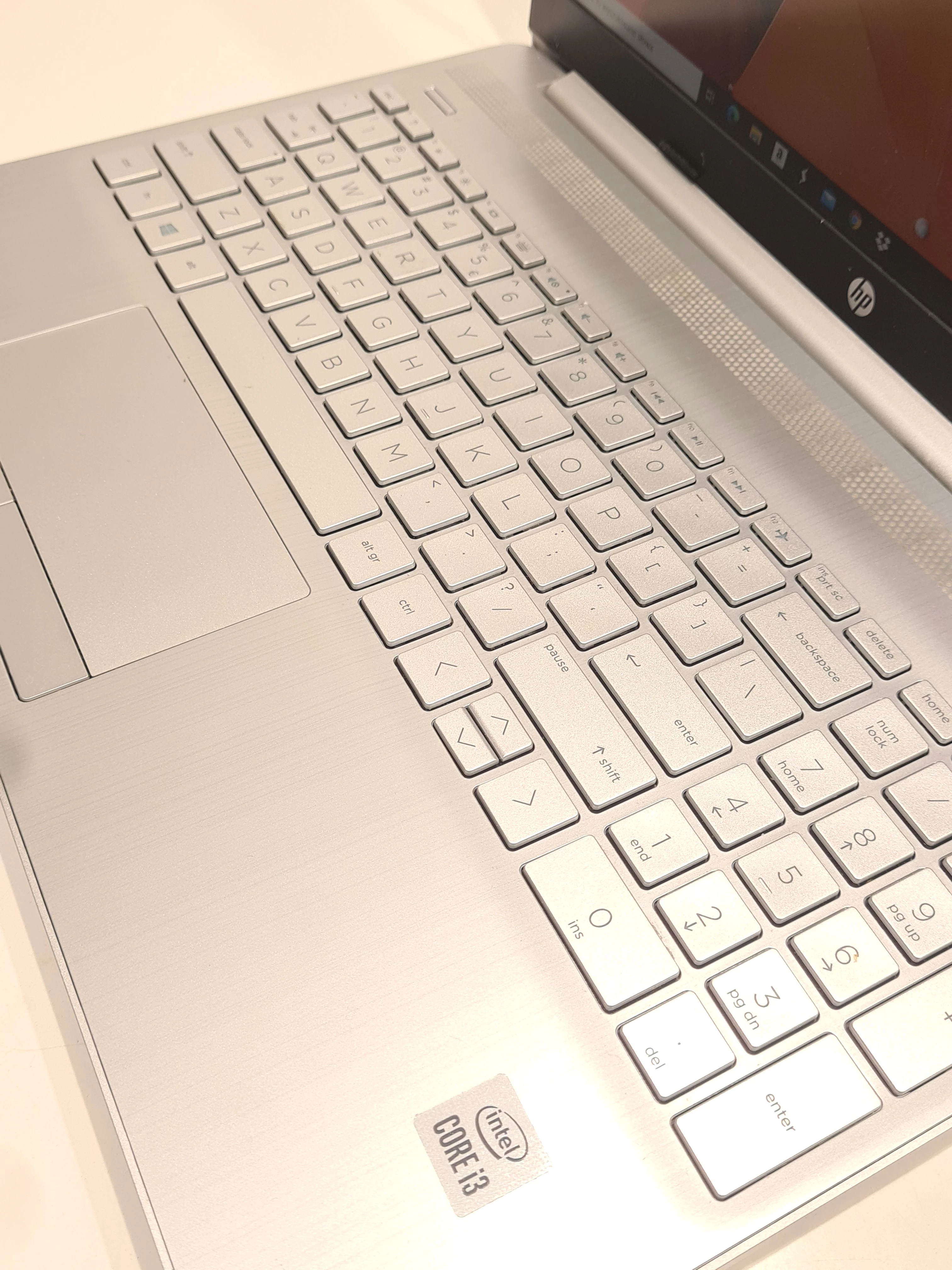 laptop-hp-15-dw100nw-wielkosc-pamieci-ram-200941-2185