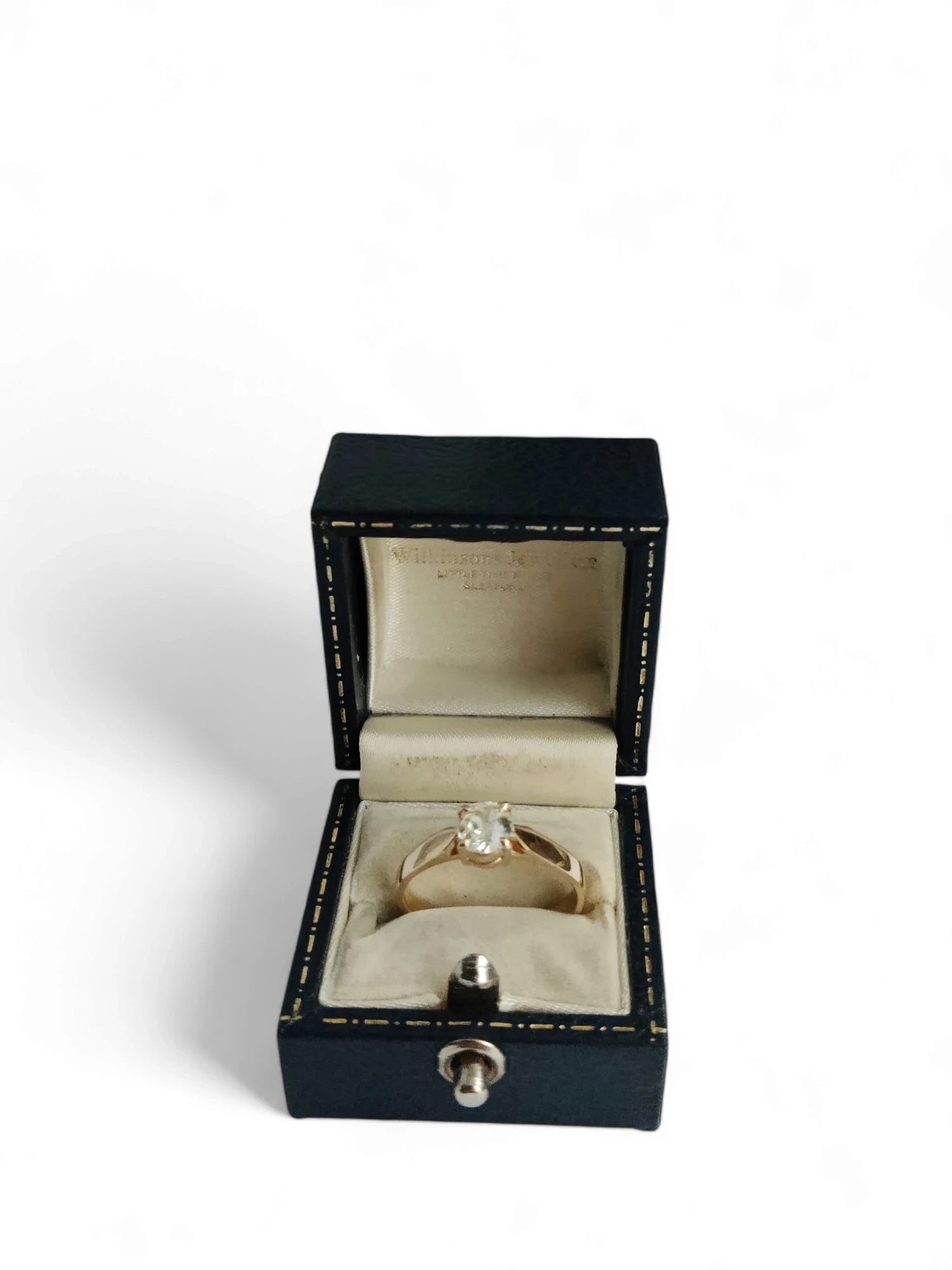 pierscionek-z-brylantem-o-masie-074-ct-wycena-wroclaw-material-dominujacy-223721-131072