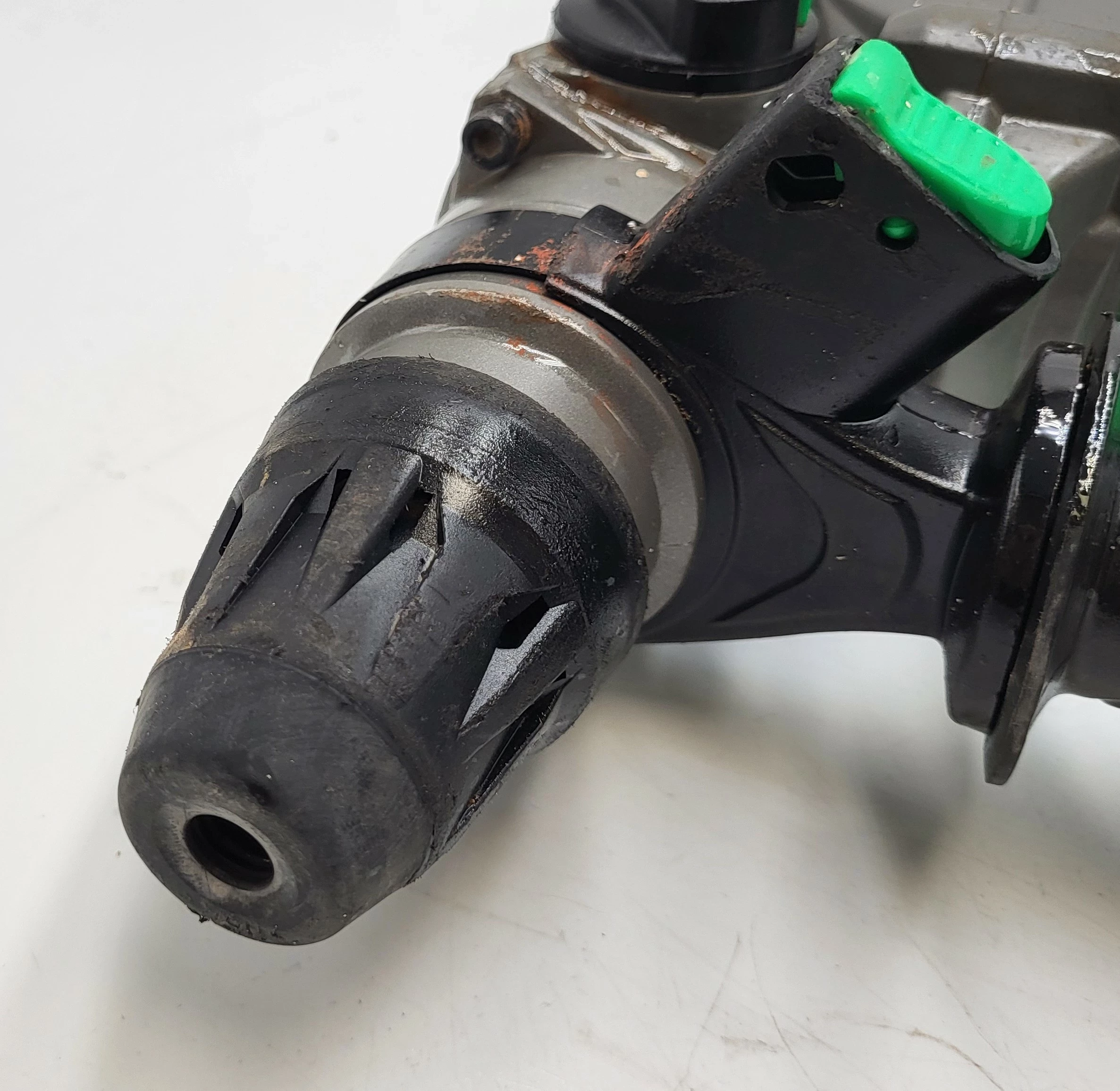 mlot-udarowy-blank-hagen-900w-ttd-rhm-900-sds-plus-energia-udaru-420