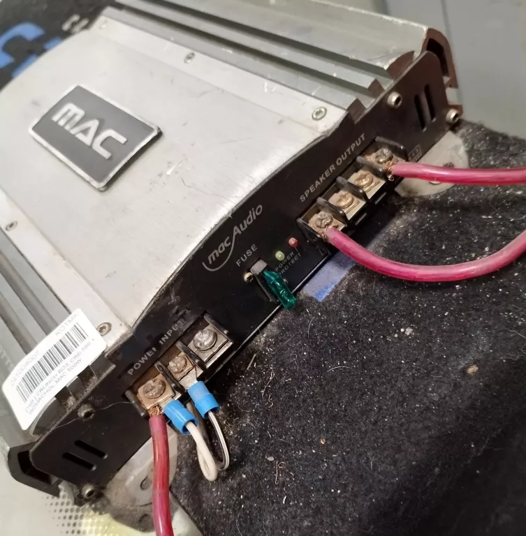 CRUNCH BOX CRB-500 + WZMACNIACZ MAC AUDIO MPX 2000