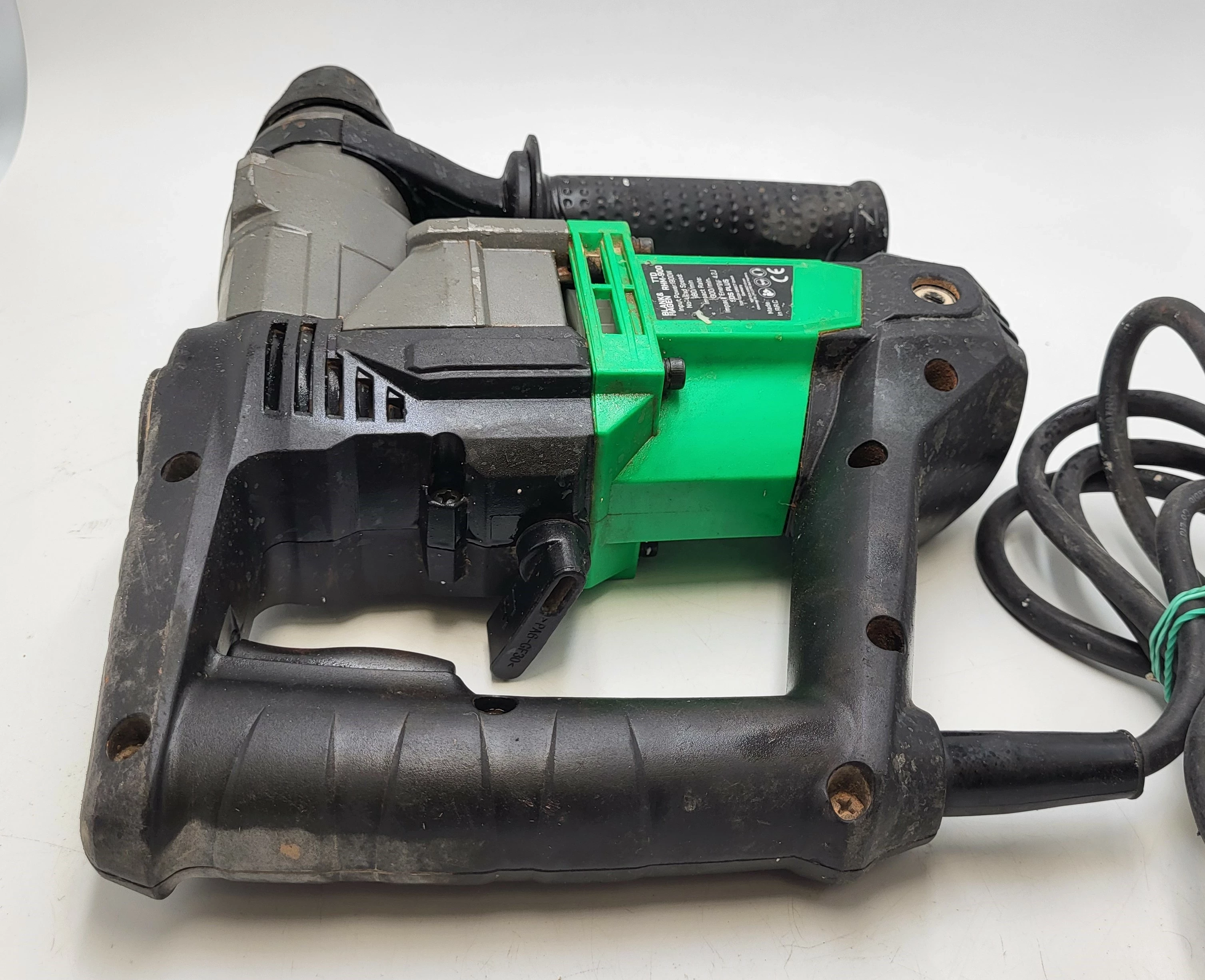 mlot-udarowy-blank-hagen-900w-ttd-rhm-900-sds-plus-typ-uchwytu-128474-1