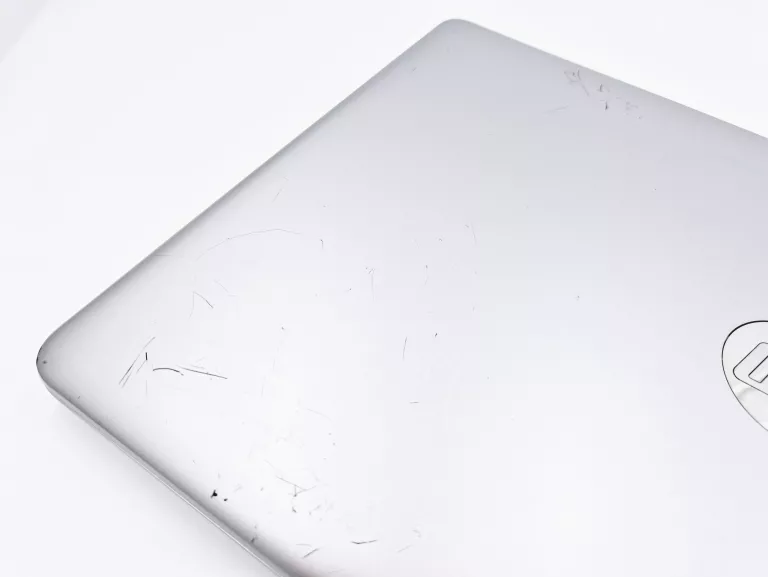 LAPTOP HP 255 G6 AMD A6-9225 / 1TB / 4GB