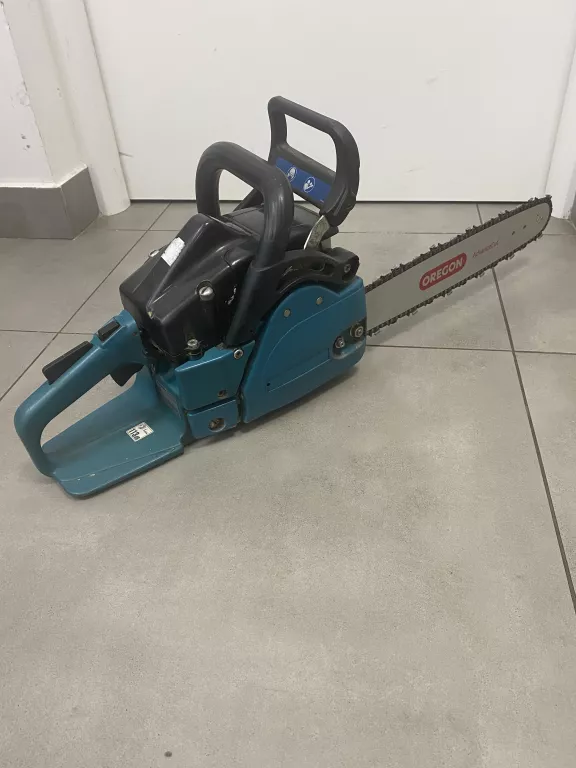 PIŁA SPALINOWA MAKITA DCS 520