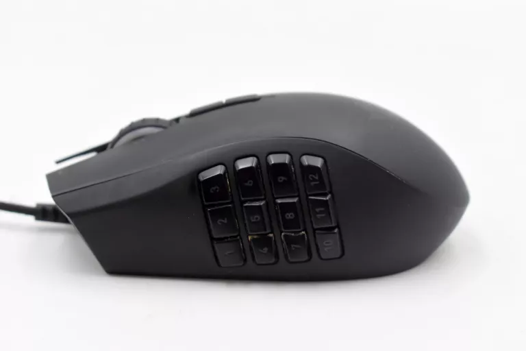 MYSZ RAZER NAGA CHROMA RZ01-0161