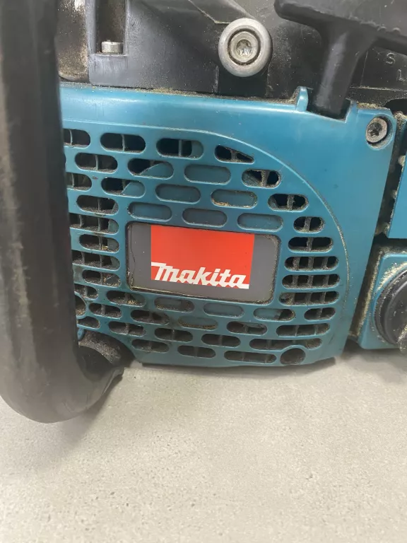 PIŁA SPALINOWA MAKITA DCS 520