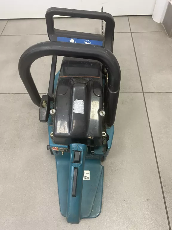 PIŁA SPALINOWA MAKITA DCS 520