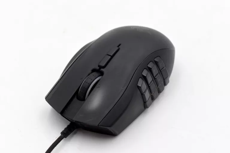 MYSZ RAZER NAGA CHROMA RZ01-0161