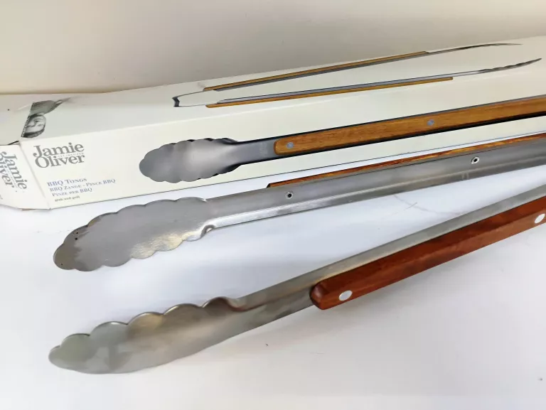 JAMIE OLIVER SZCZYPCE DO GRILLA BBQ TONGS 47CM HIT