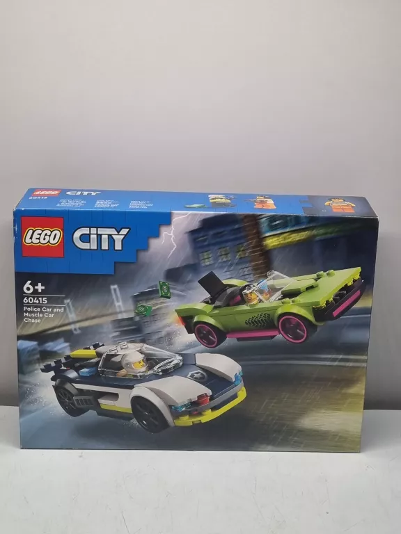 LEGO CITY POŚCIG RADIOWOZU ZA MUSCLE CAREM 60415