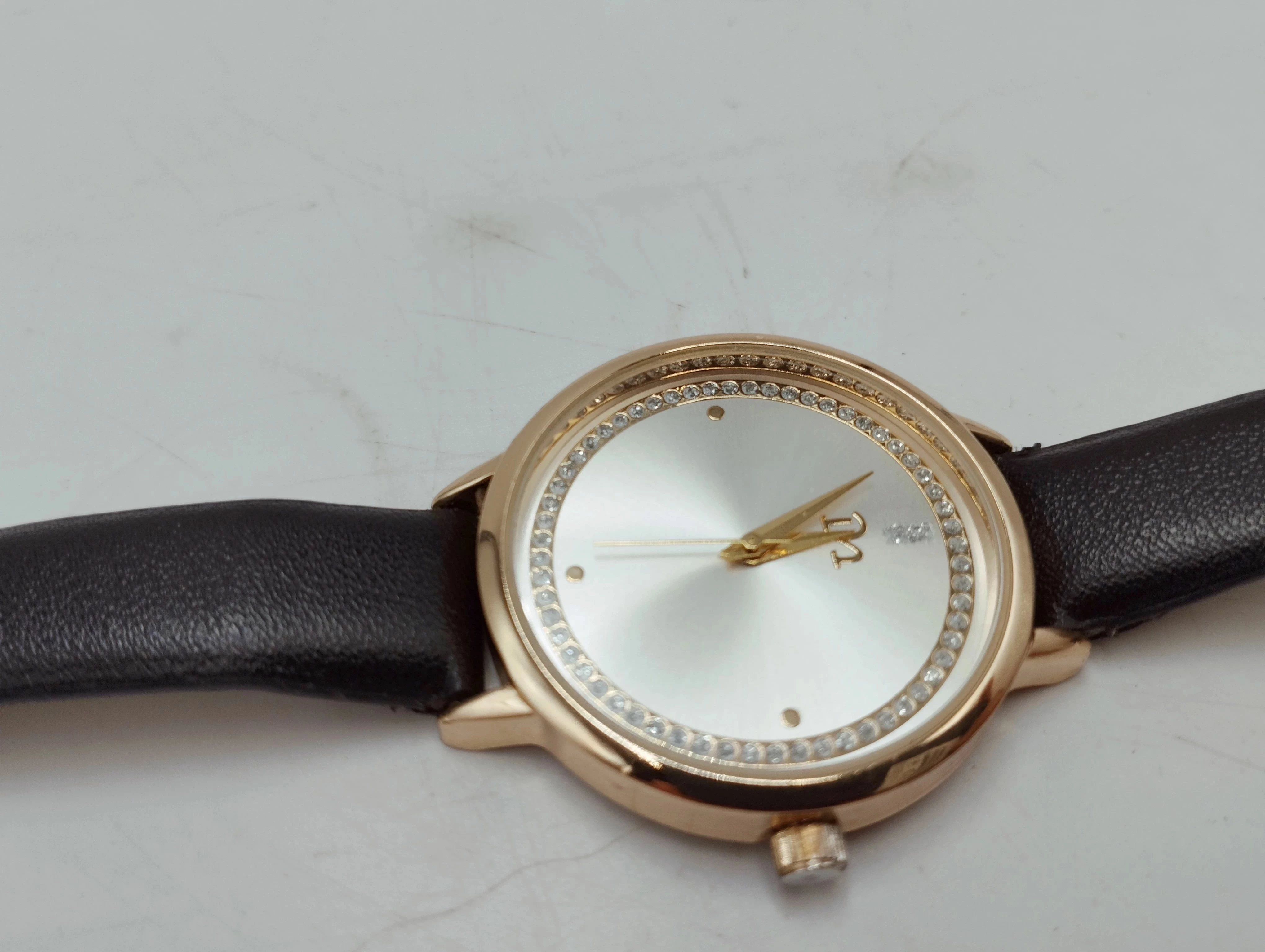 zegarek-damski-22002-z-cyrkoniami-rodzaj-129220-1