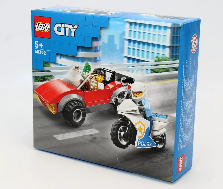 KLOCKI LEGO CITY 60392 MOTOCYKL POLICYJNY – POŚCIG ZA SAMOCHODEM