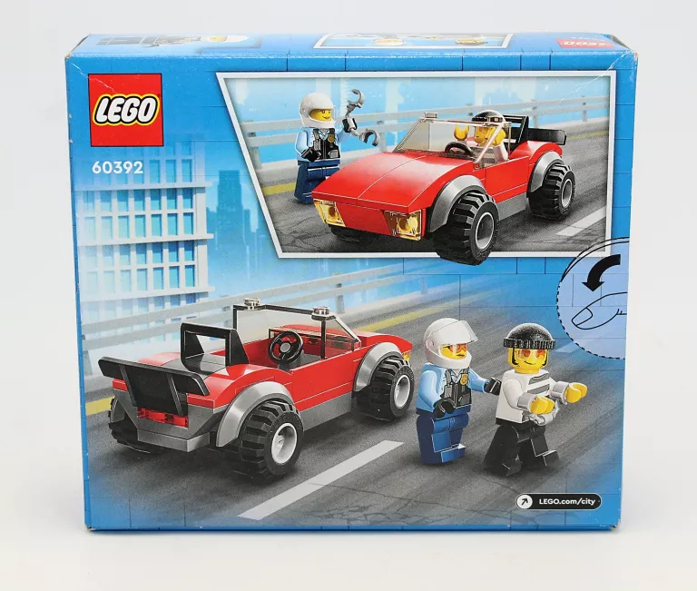 KLOCKI LEGO CITY 60392 MOTOCYKL POLICYJNY – POŚCIG ZA SAMOCHODEM
