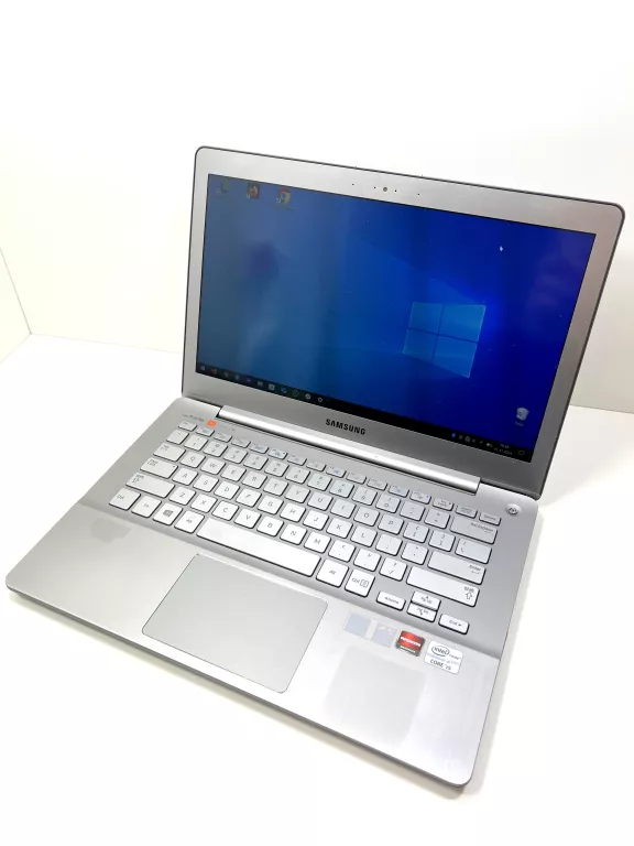 LAPTOP SAMSUNG NP730U3E I5 4/128GB OPIS**