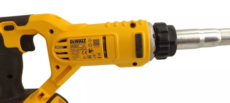 WIBRATOR DO BETONU DEWALT DCE531