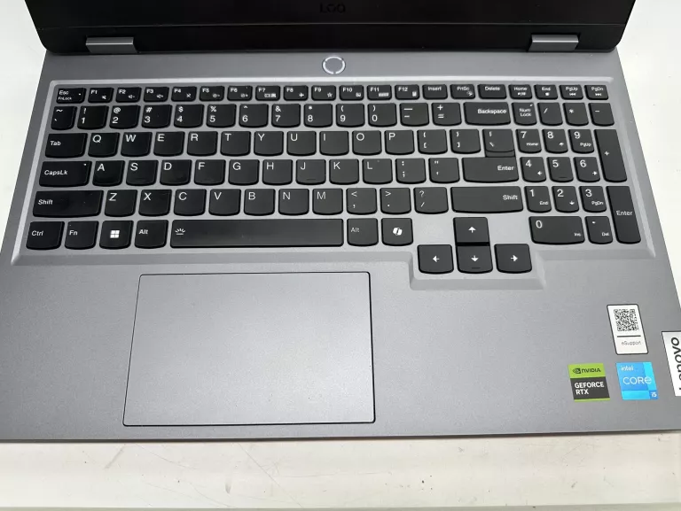 laptop-lenovo-loq-15iax9-156-i5-12450hx-16512-gb-ssd-rtx-3050-w11-stan-11323-2