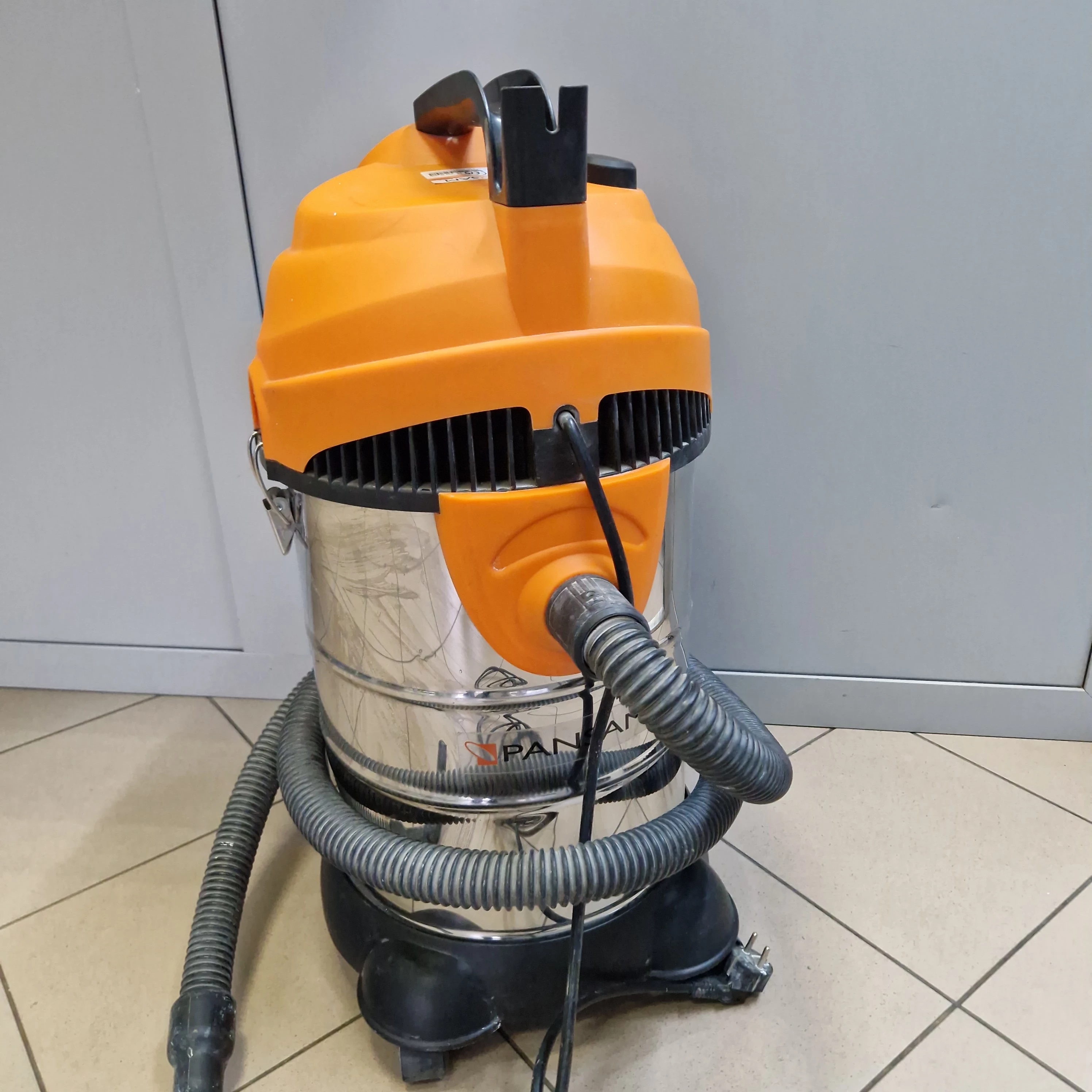 odkurzacz-pansam-a63040-1600w-30l-pl-jozefa-pilsudskiego-92-gniezno