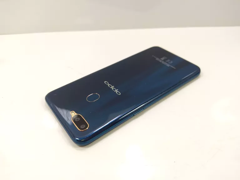 TELEFON SMARTFON OPPO AX7 3/64GB