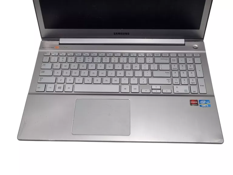 LAPTOP SAMSUNG SERIES 7 CHRONOS I5-3GEN / 8GB RAM / 500GB SSD
