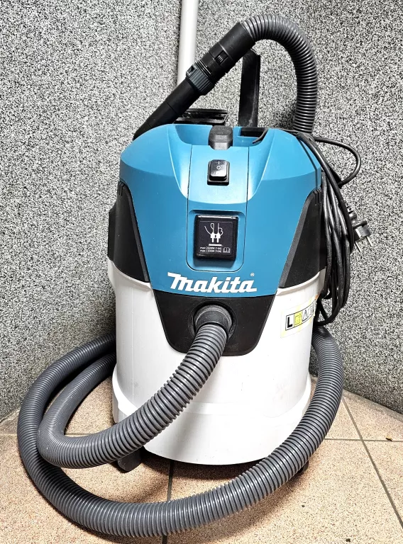 ODKURZACZ PRZEMYSŁOWY MAKITA VC2512L + AKCESORIA