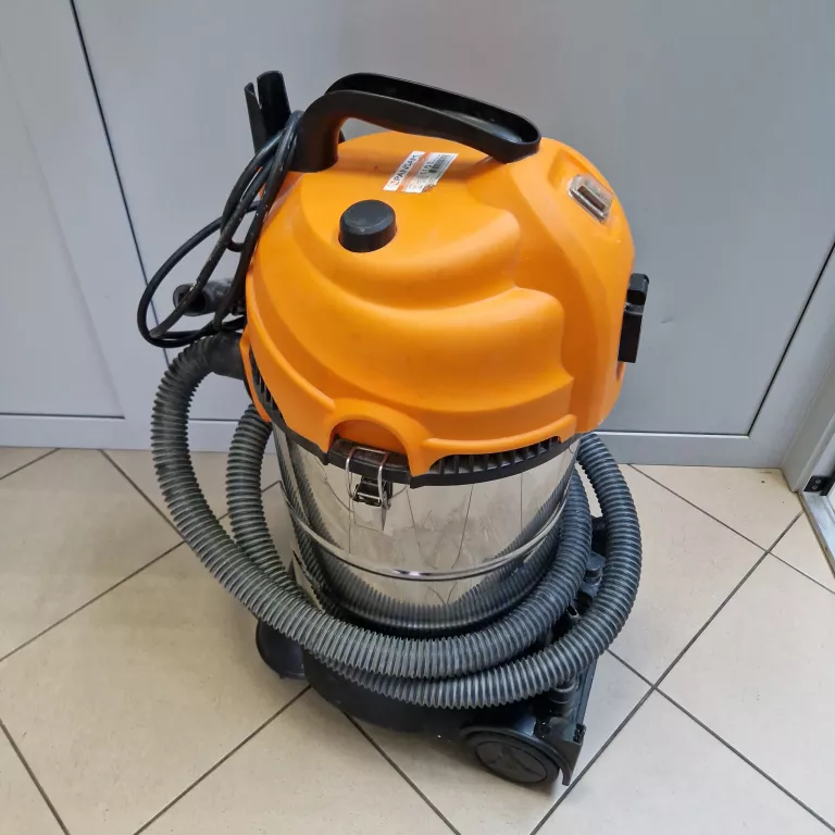 odkurzacz-pansam-a63040-1600w-30l-stan-11323-2