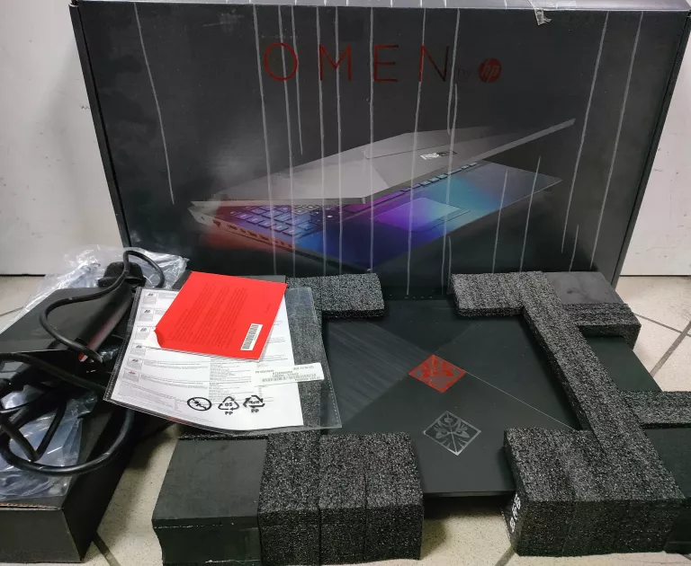 HP OMEN 17-CB0000NW I7/32GB/1,5TB SSD/GTX2060/WIN10