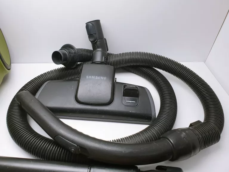 ODKURZACZ WORKOWY SAMSUNG SC61E7 1600W
