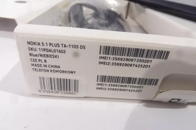 TELEFON NOKIA 5,.1 PLUS ZBITY TYŁ- USZKODZONE WEJŚCIE ŁADOWANIA