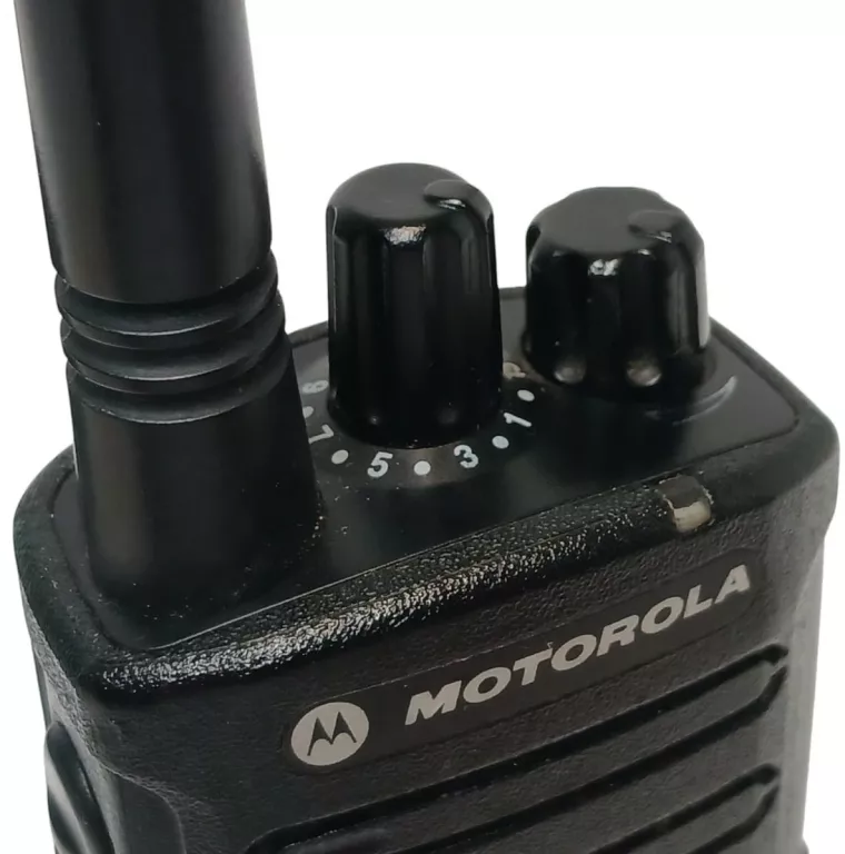 KRÓTKOFALÓWKI MOTOROLA XT420 2 SZT + ŁAD