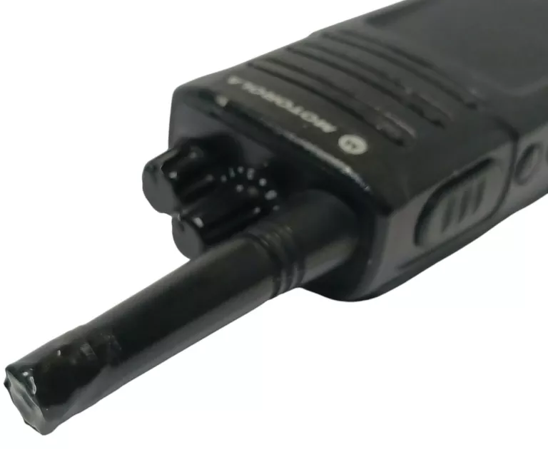 KRÓTKOFALÓWKI MOTOROLA XT420 2 SZT + ŁAD