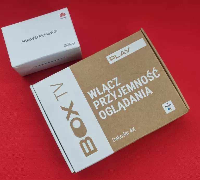 PLAY BOX TV DEKODER 4K + ROUTER HUAWEI MOBILE WIFI